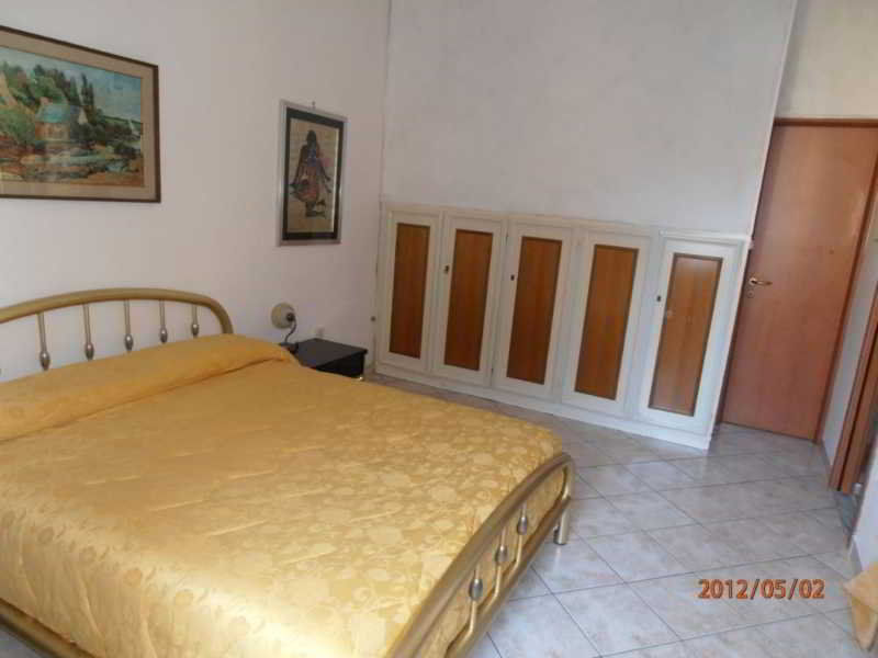 Bed And Breakfast Paola Рим Екстериор снимка